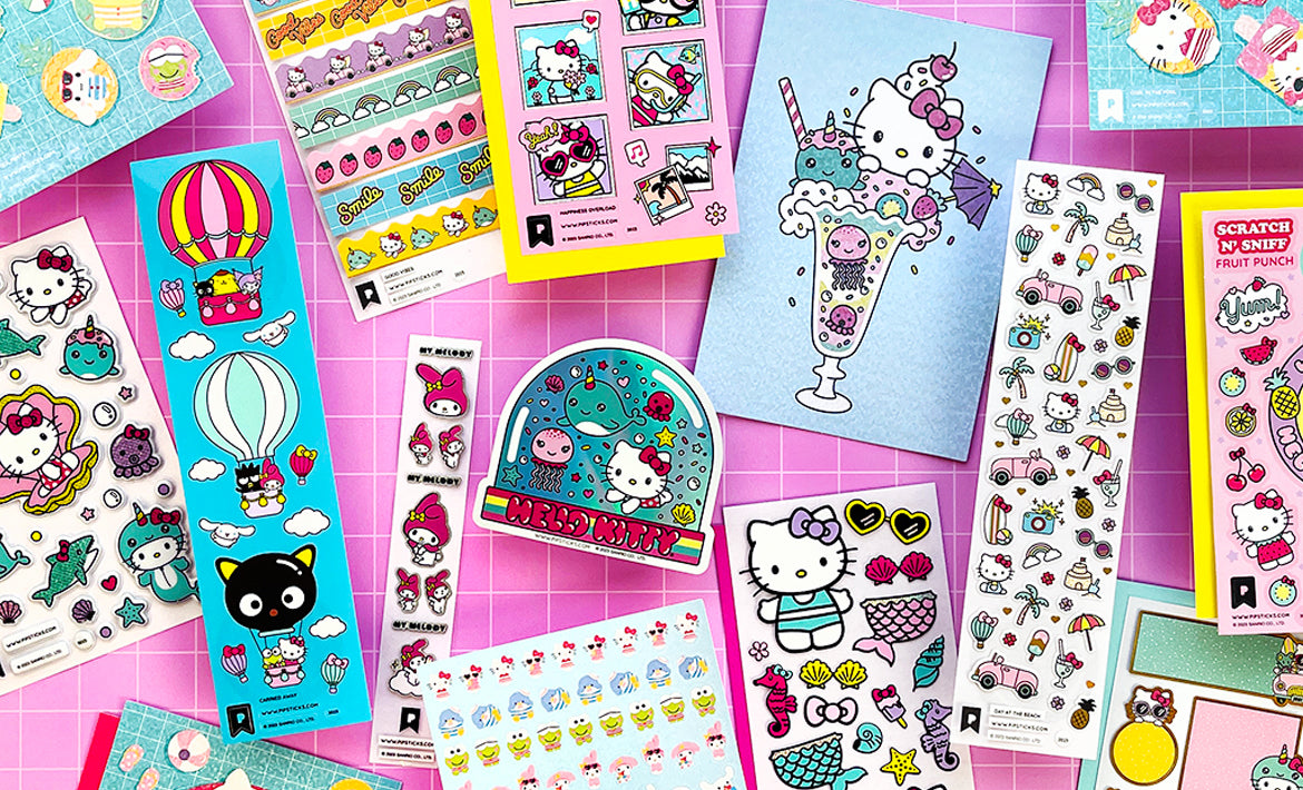 Sanrio Character Coloring Book: Smile!